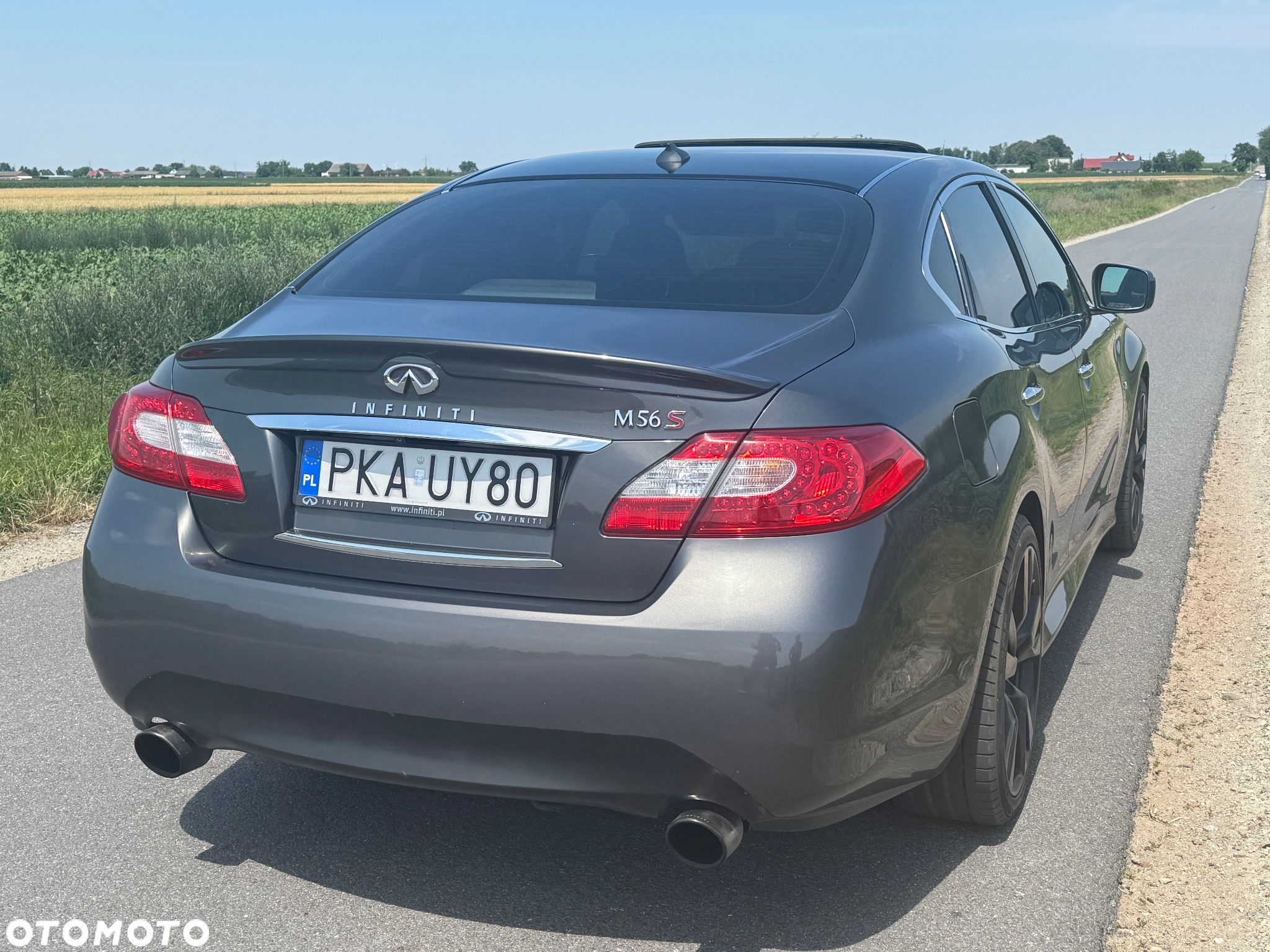 Infiniti M - 7