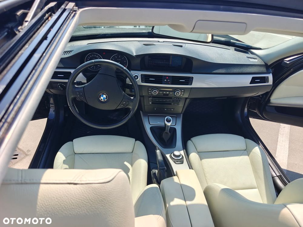 BMW Seria 3 325xi - 18