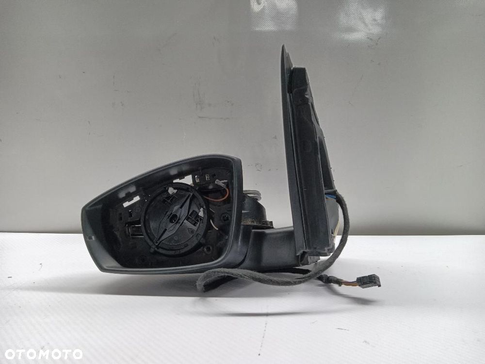 LUSTERKO LEWE 6 PIN VW POLO V 6R 6R1857501 - 1