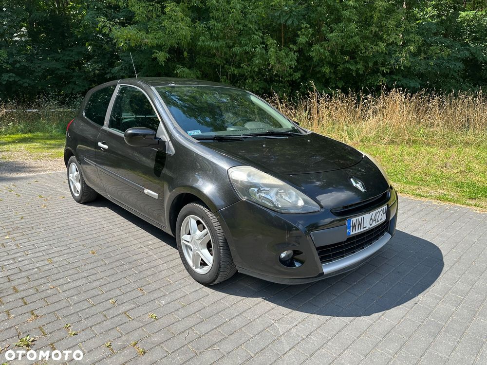 Renault Clio 1.2 16V 75 Yahoo - 1