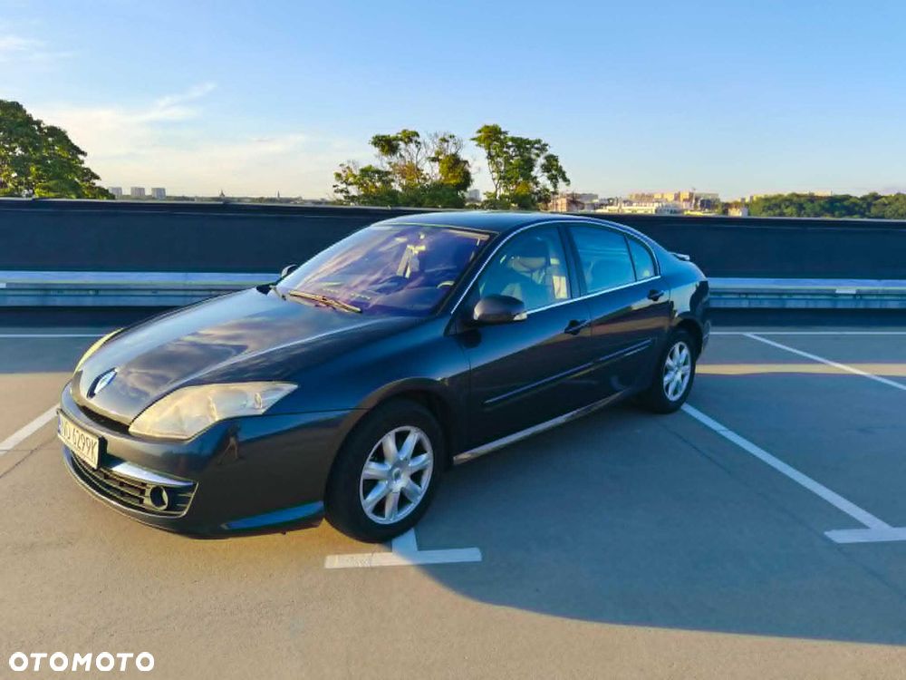 Renault Laguna - 1