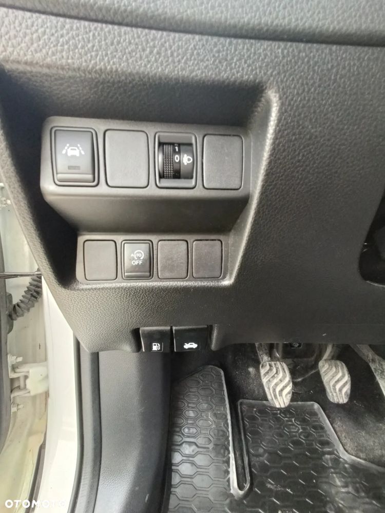 Nissan Qashqai 1.5 dCi Tekna - 17