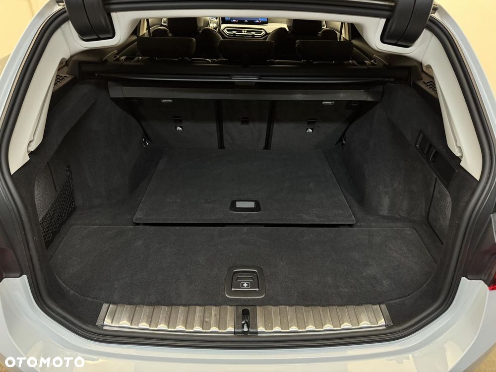 BMW Seria 3 - 26