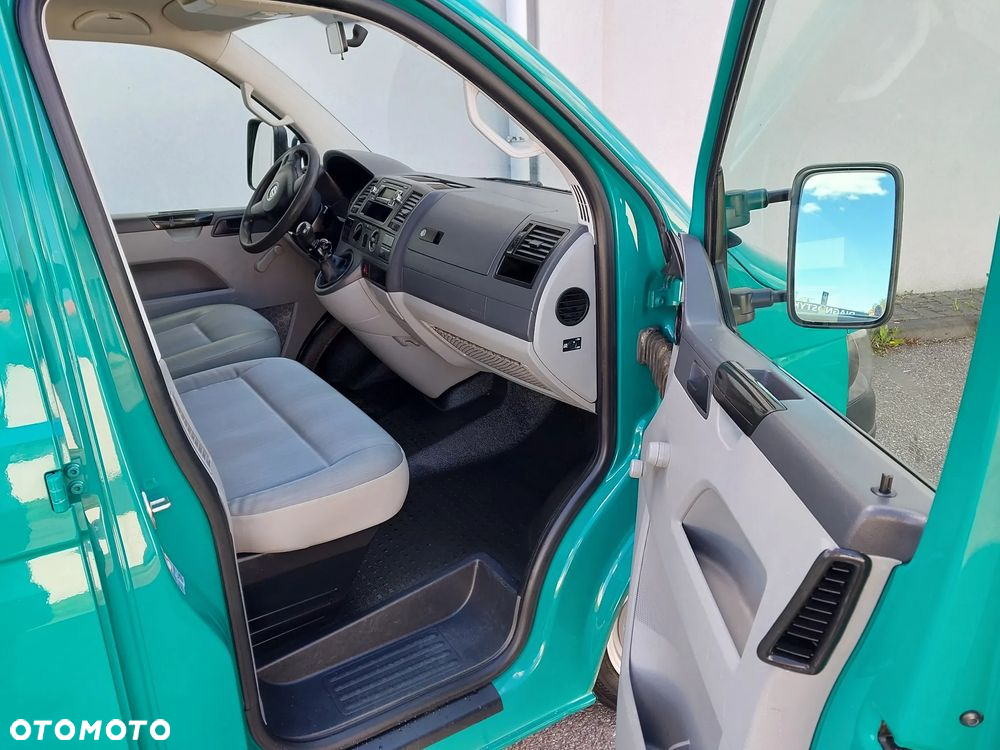 Volkswagen T5 - 5