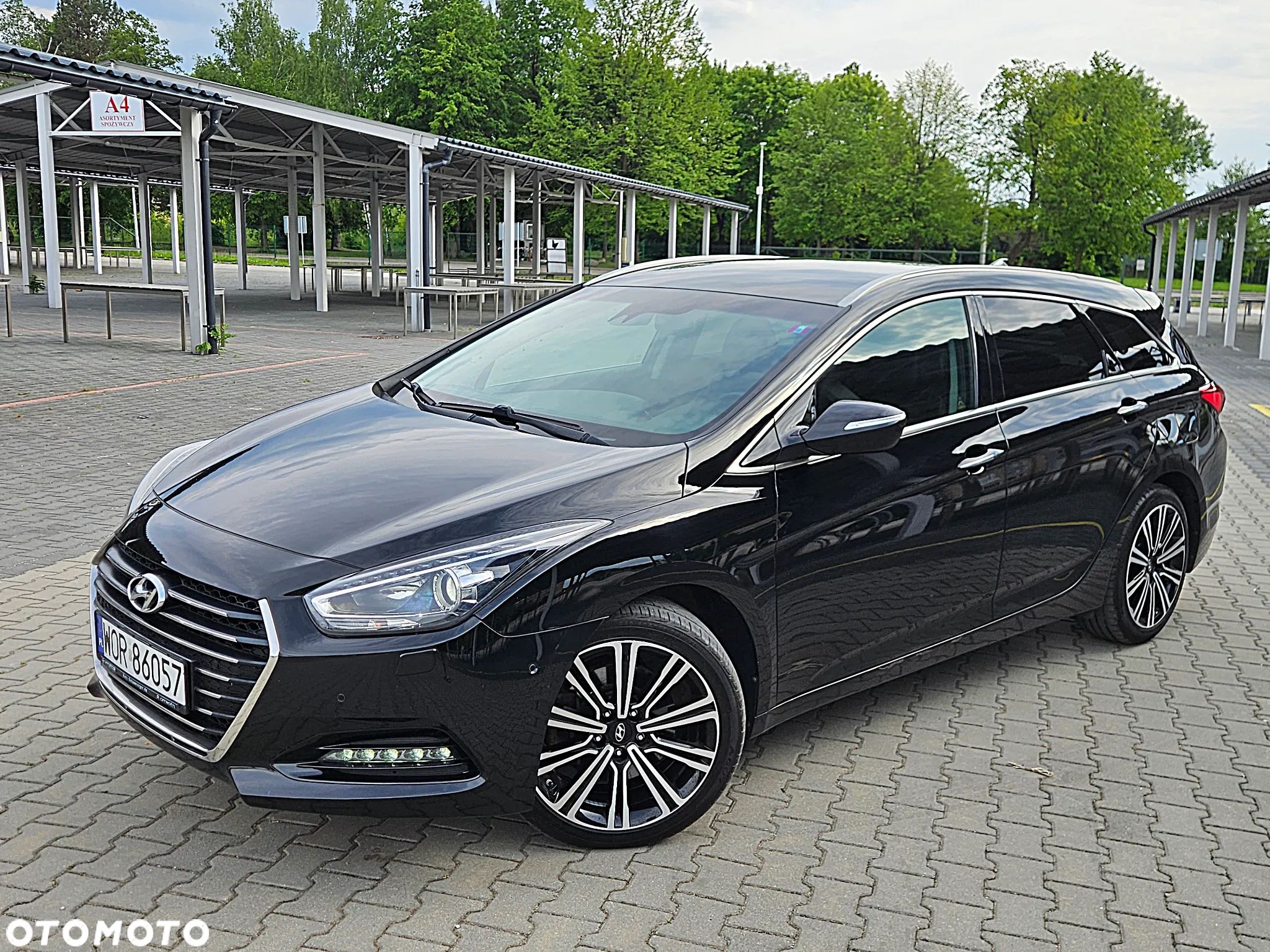 Hyundai i40 Kombi 1.7 CRDi Premium - 1
