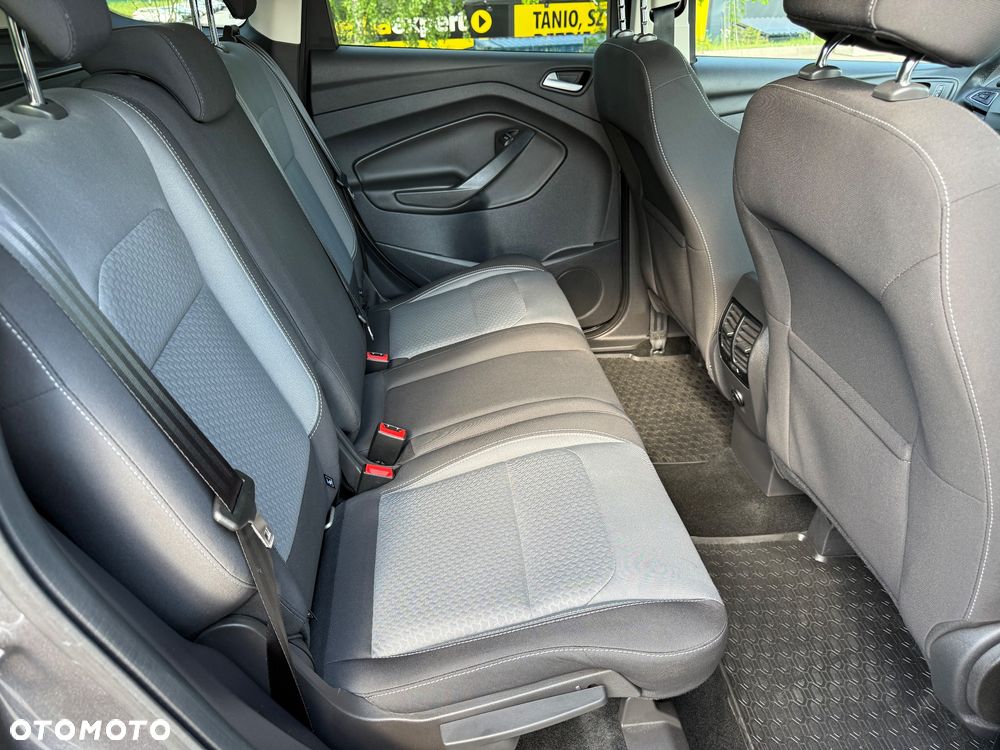 Ford Kuga 1.5 EcoBoost 2x4 Business Edition - 19