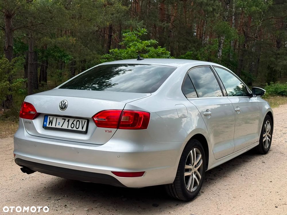 Volkswagen Jetta 1.4 TSI Highline - 4