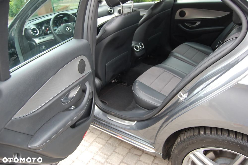 Mercedes-Benz Klasa E 220 d 9G-TRONIC Avantgarde - 11