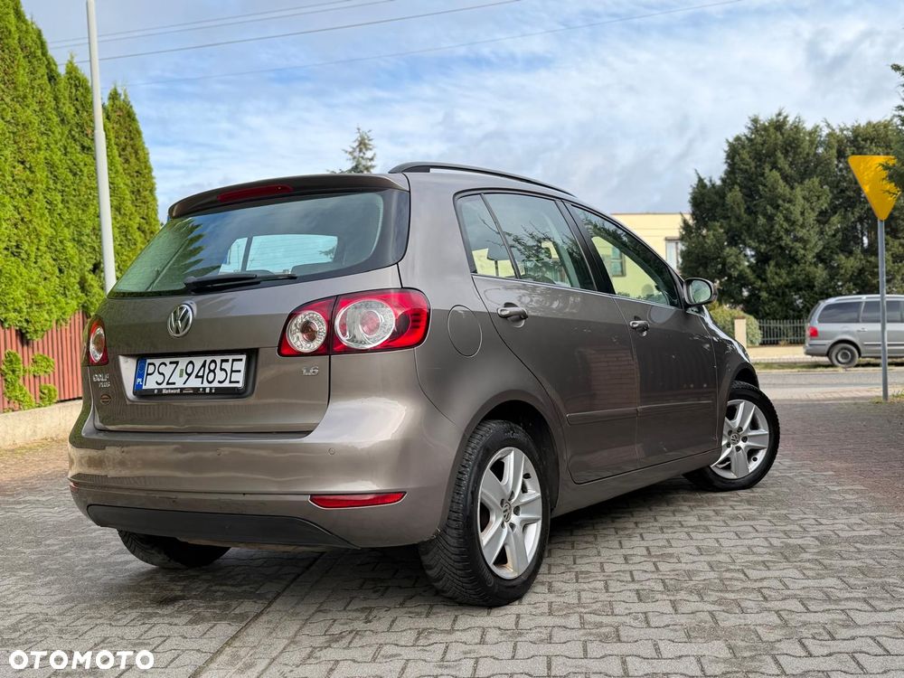 Volkswagen Golf Plus - 16
