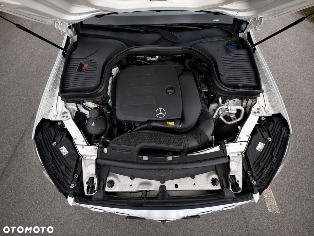 Mercedes-Benz GLC 300 4Matic 9G-TRONIC - 17