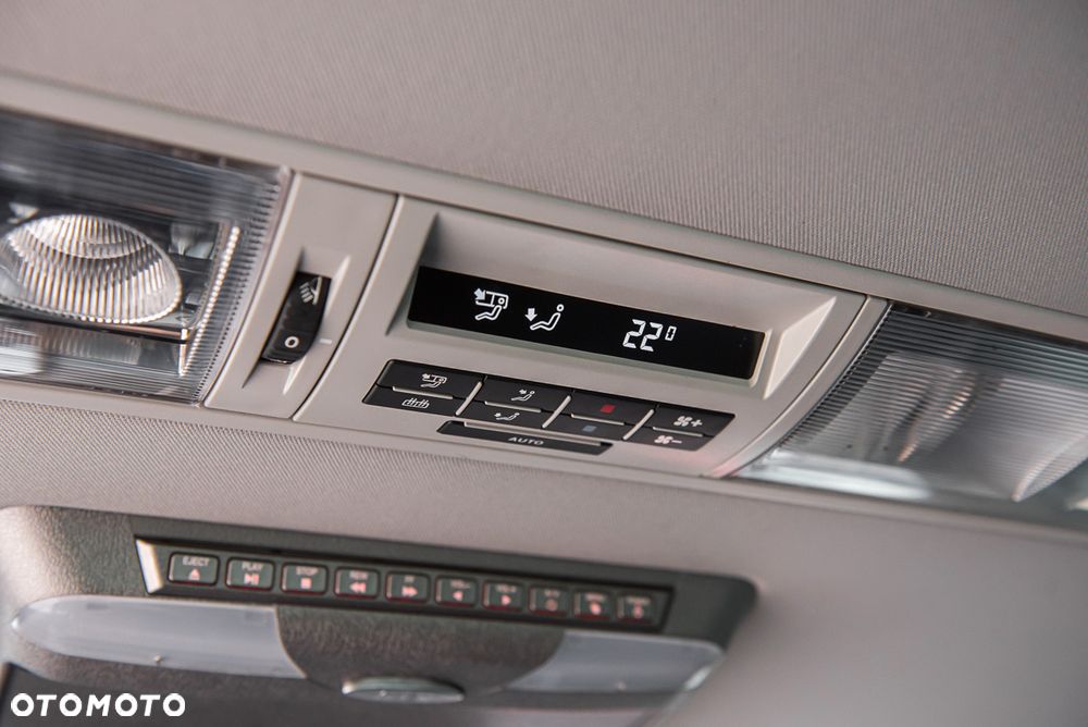 Volkswagen Multivan 2.0 BiTDI L1 Highline 4Motion DSG - 29