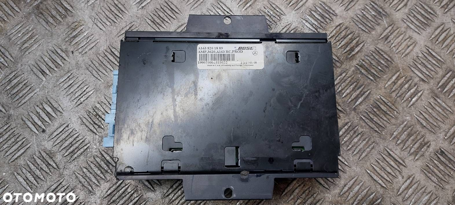 WZMACNIACZ AUDIO BOSE MERCEDES ML I W163 A1638201889 - 2