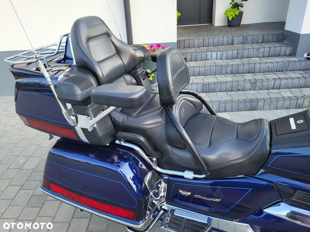 Honda GL - 8