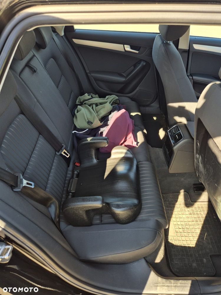 Audi A4 Avant 2.0 TDI - 4