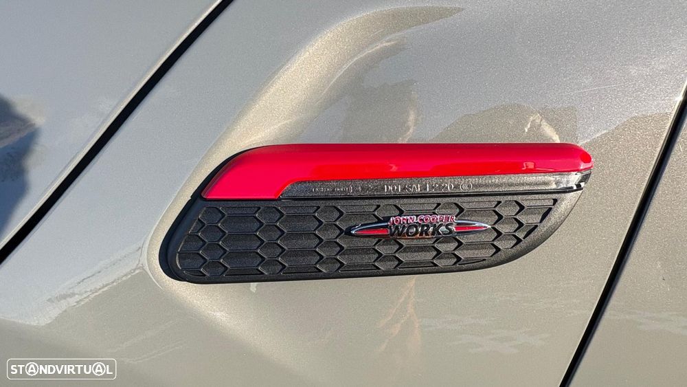 MINI Cabrio John Cooper Works Plus Auto Desportiva - 11