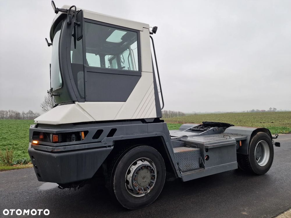 Terberg RT222 - CIĄGNIK TERMINALOWY - 13