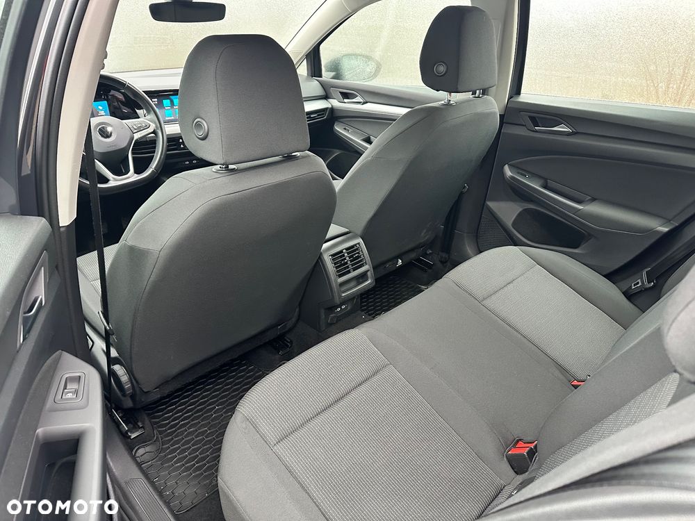 Volkswagen Golf 1.0 TSI - 9