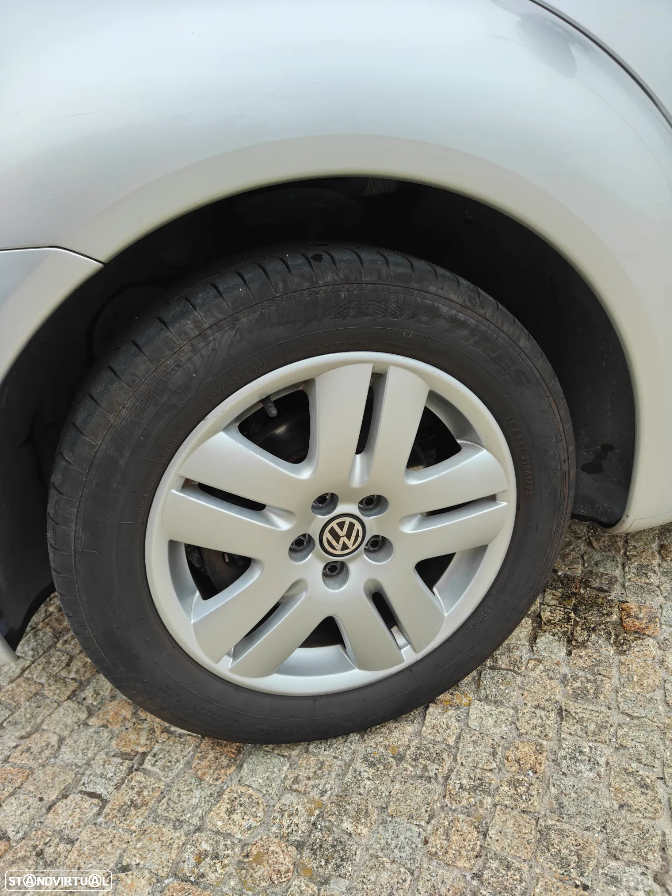 VW New Beetle 1.6 - 13