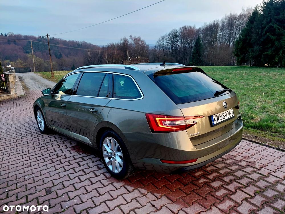Skoda Superb 2.0 TDI 4x4 DSG Premium Edition - 3