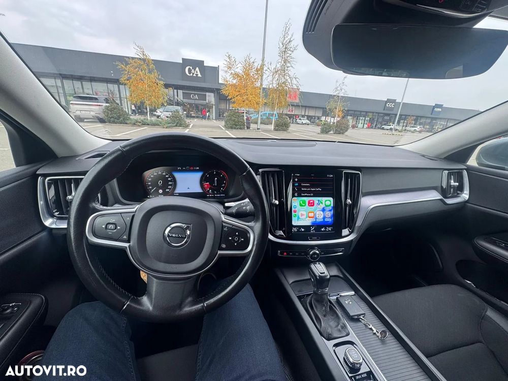 Volvo V60 D4 Momentum - 9