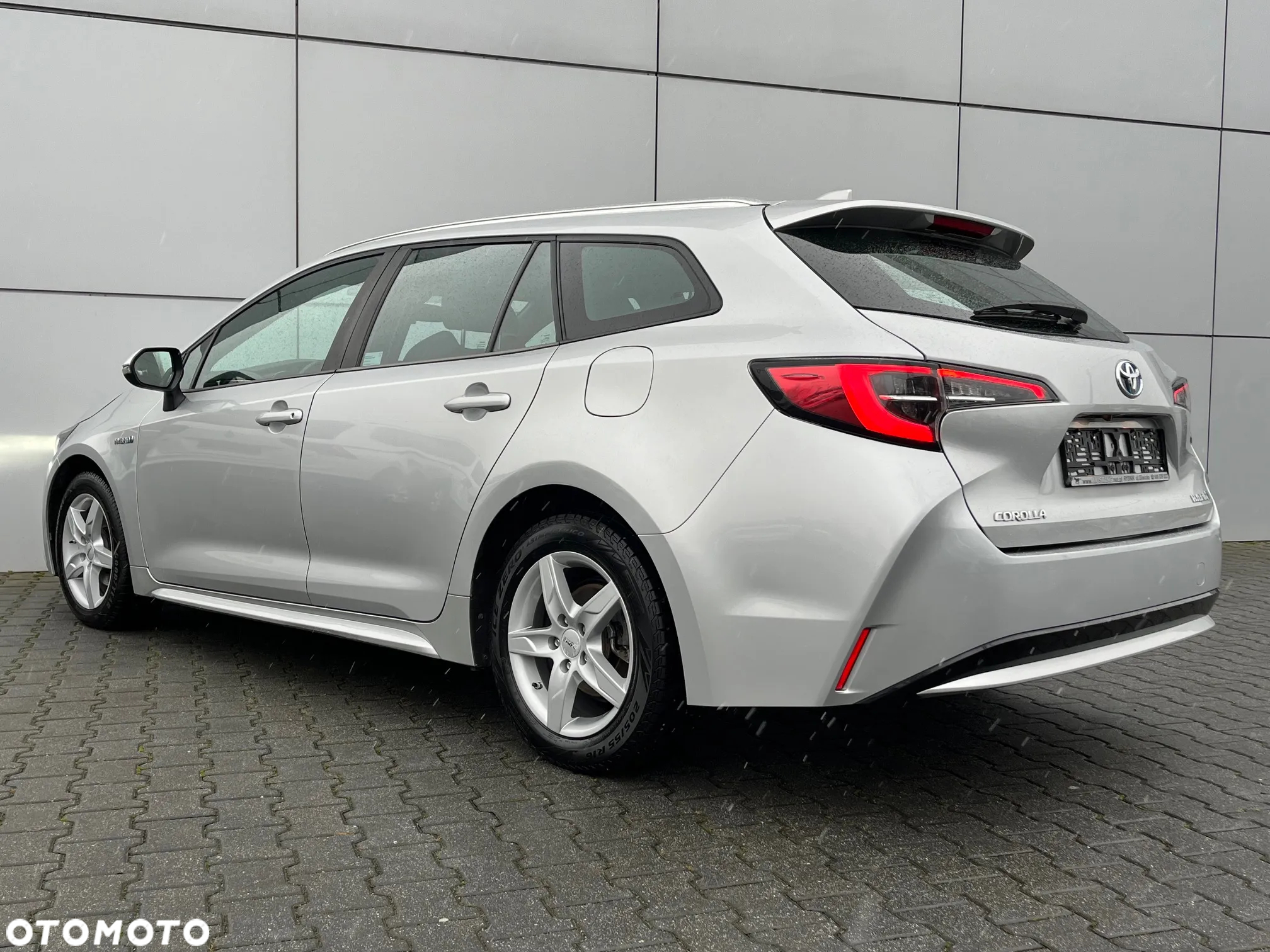 Toyota Corolla 1.8 Hybrid Comfort - 11