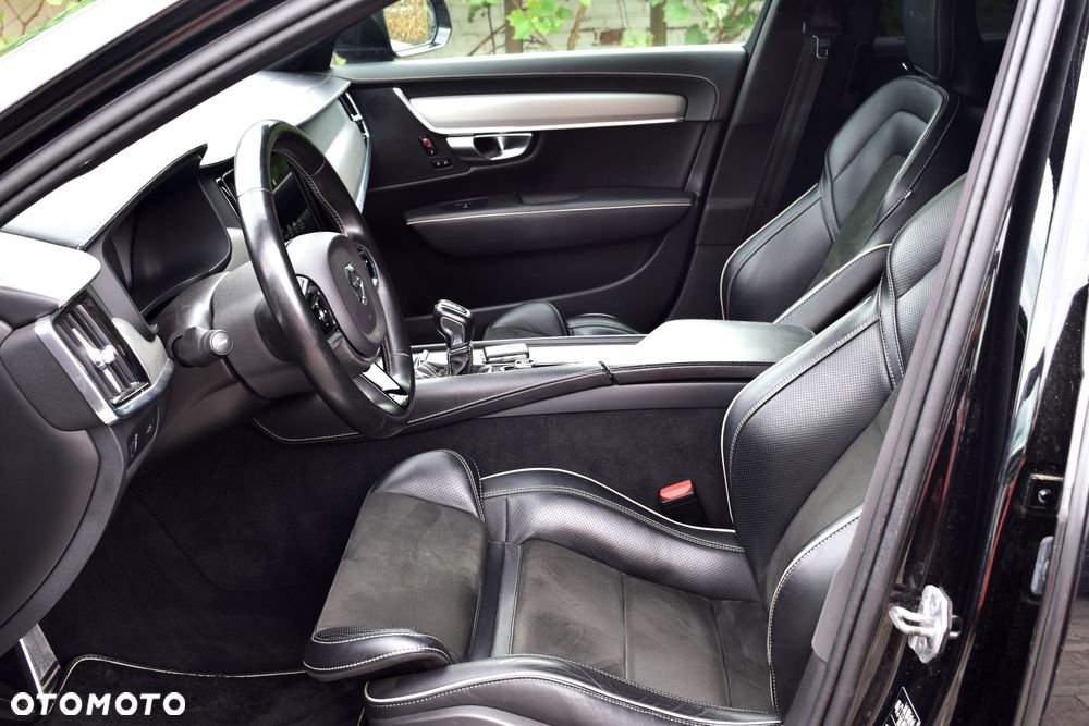Volvo S90 D5 AWD R-Design - 13