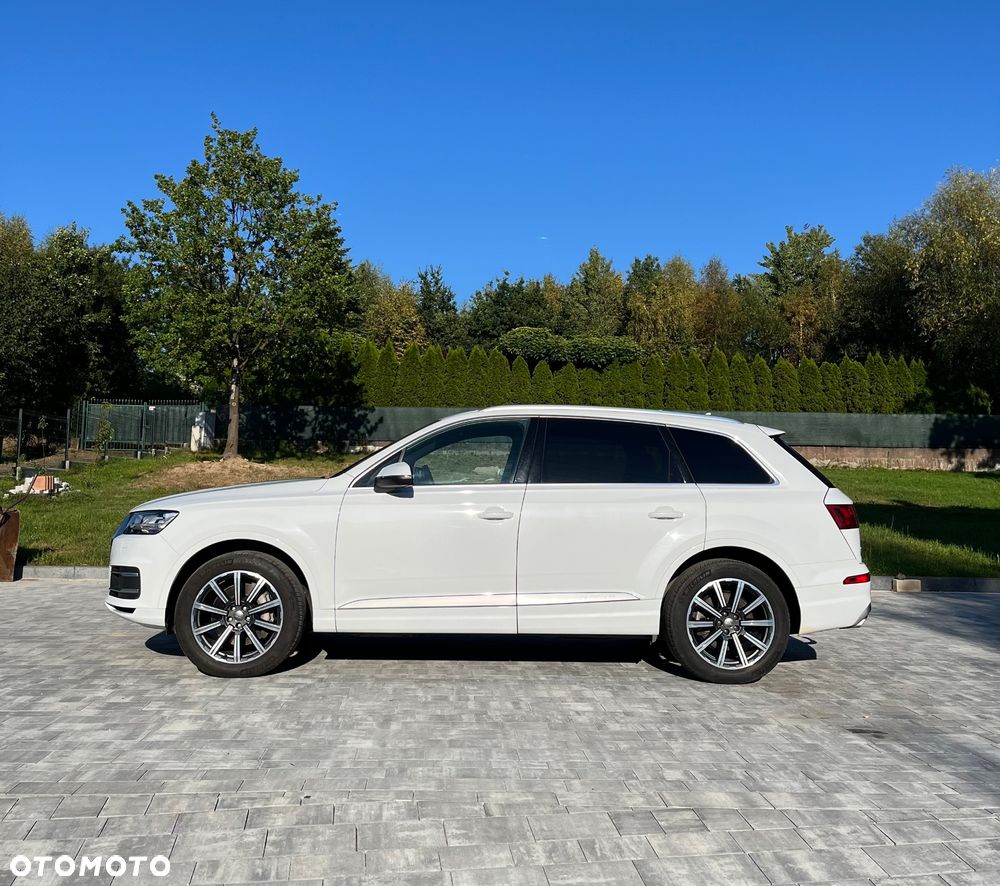 Audi Q7 - 7