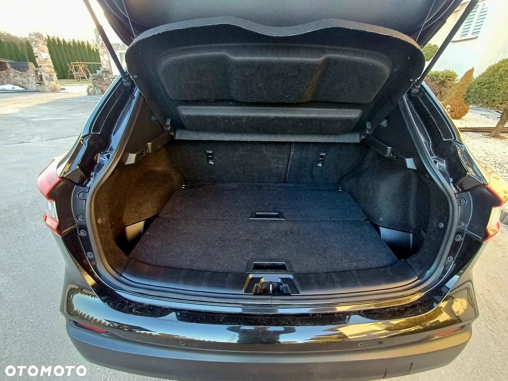 Nissan Qashqai 1.3 DIG-T Tekna - 25