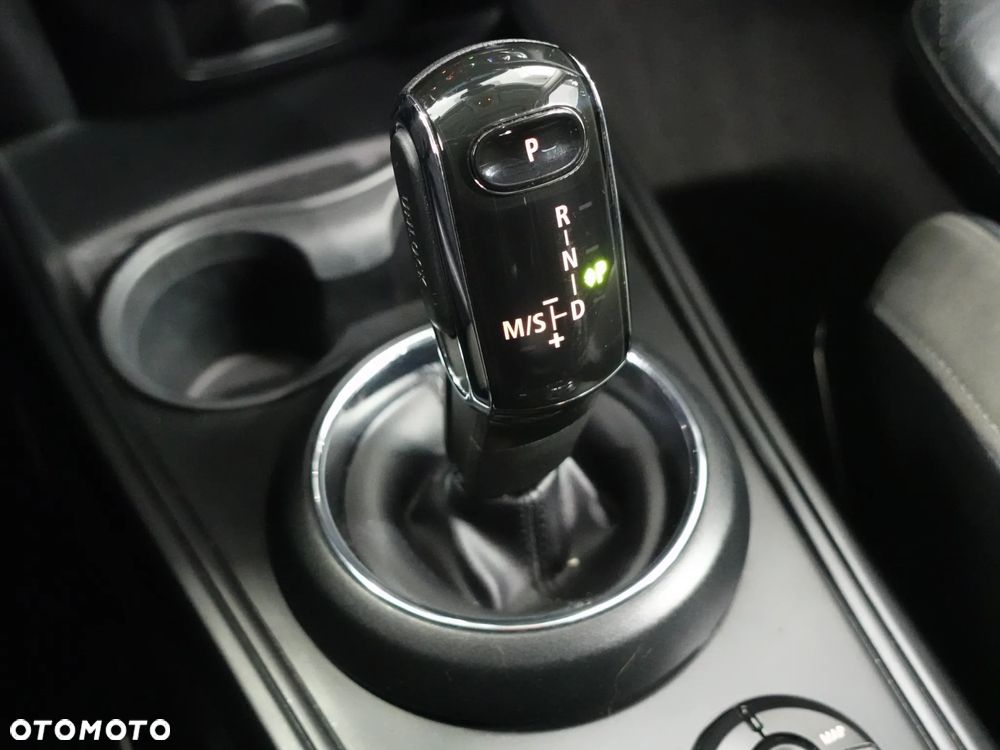 MINI Countryman Cooper All4 Essential Trim - 34