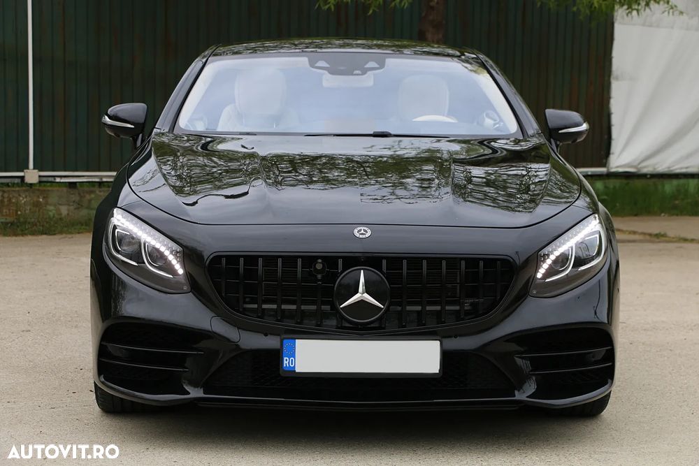 Mercedes-Benz S 560 4MATIC Coupe Aut - 23