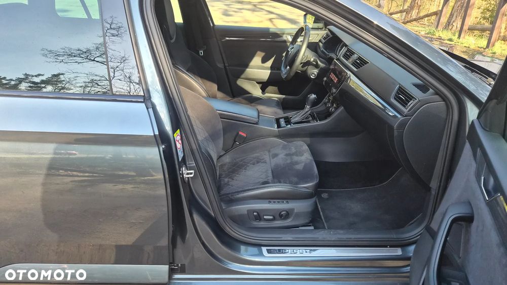 Skoda Superb 2.0 TSI 4x4 Sportline DSG - 7