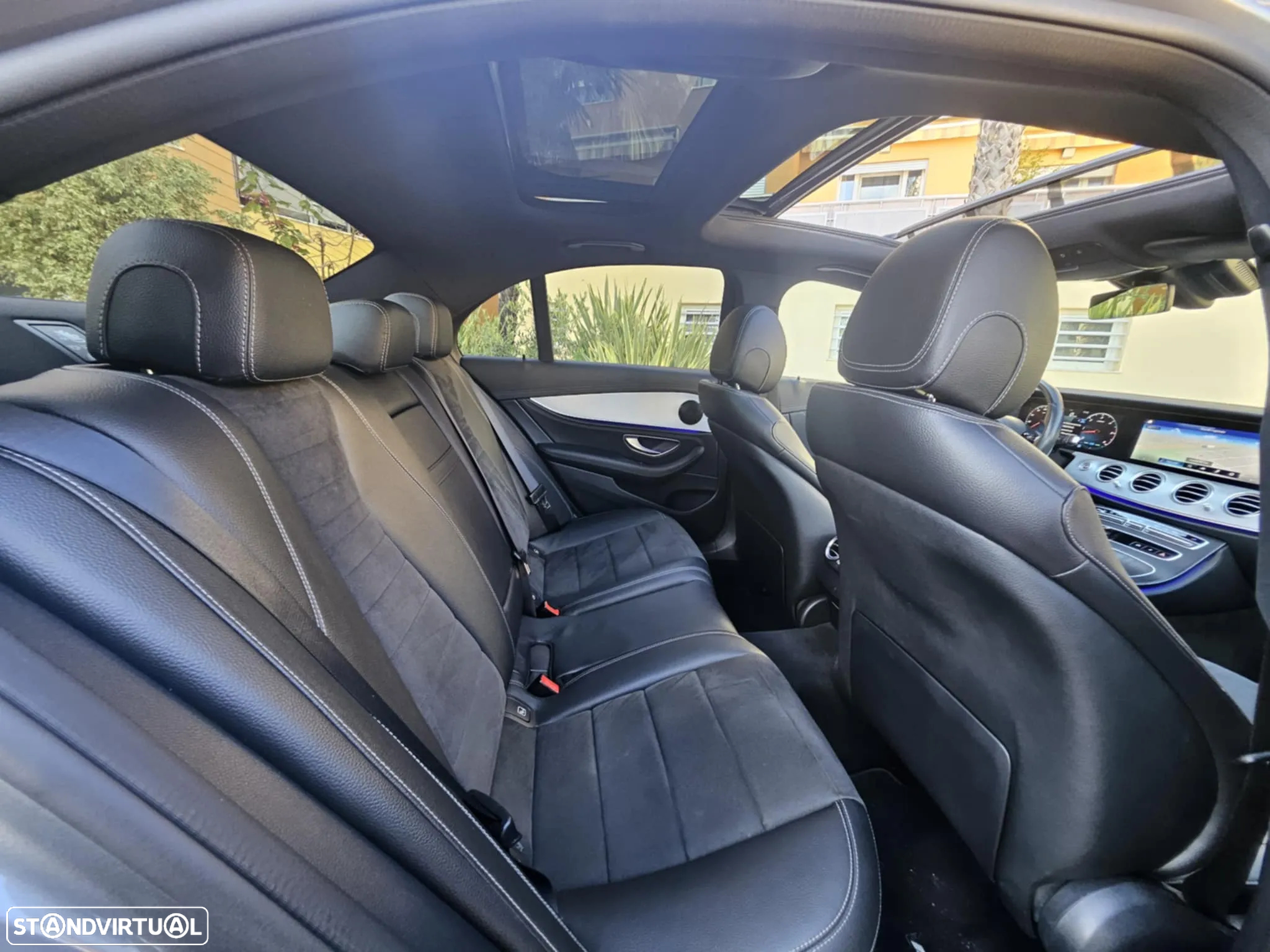 Mercedes-Benz E 220 d AMG Line - 12