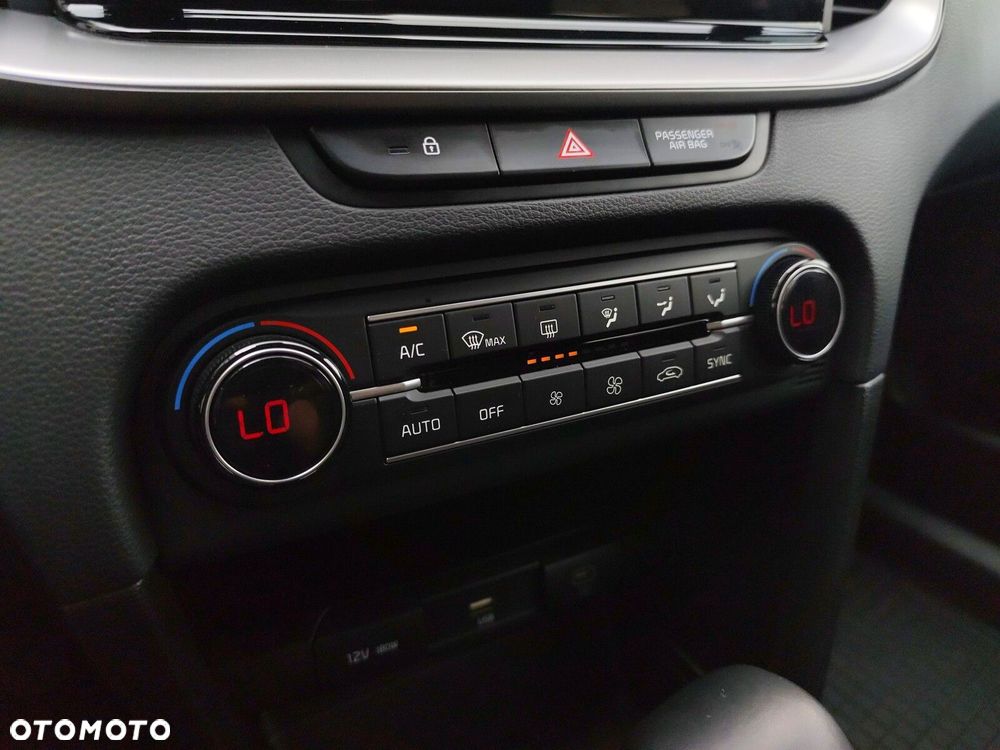 Kia XCeed 1.5 T-GDI M DCT - 23