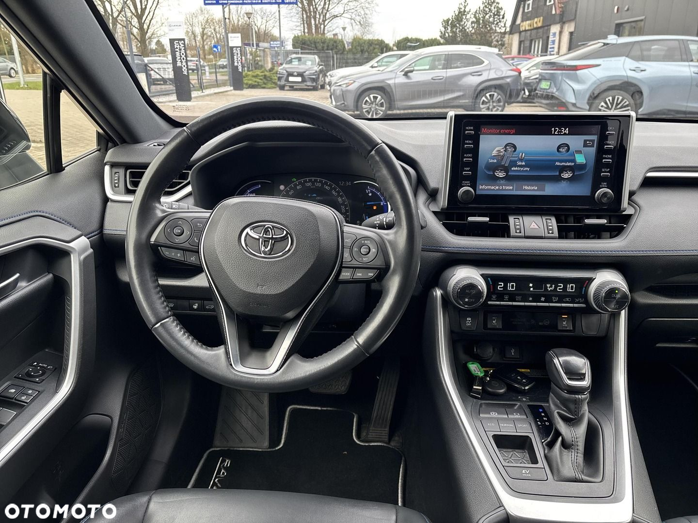 Toyota RAV4 - 9