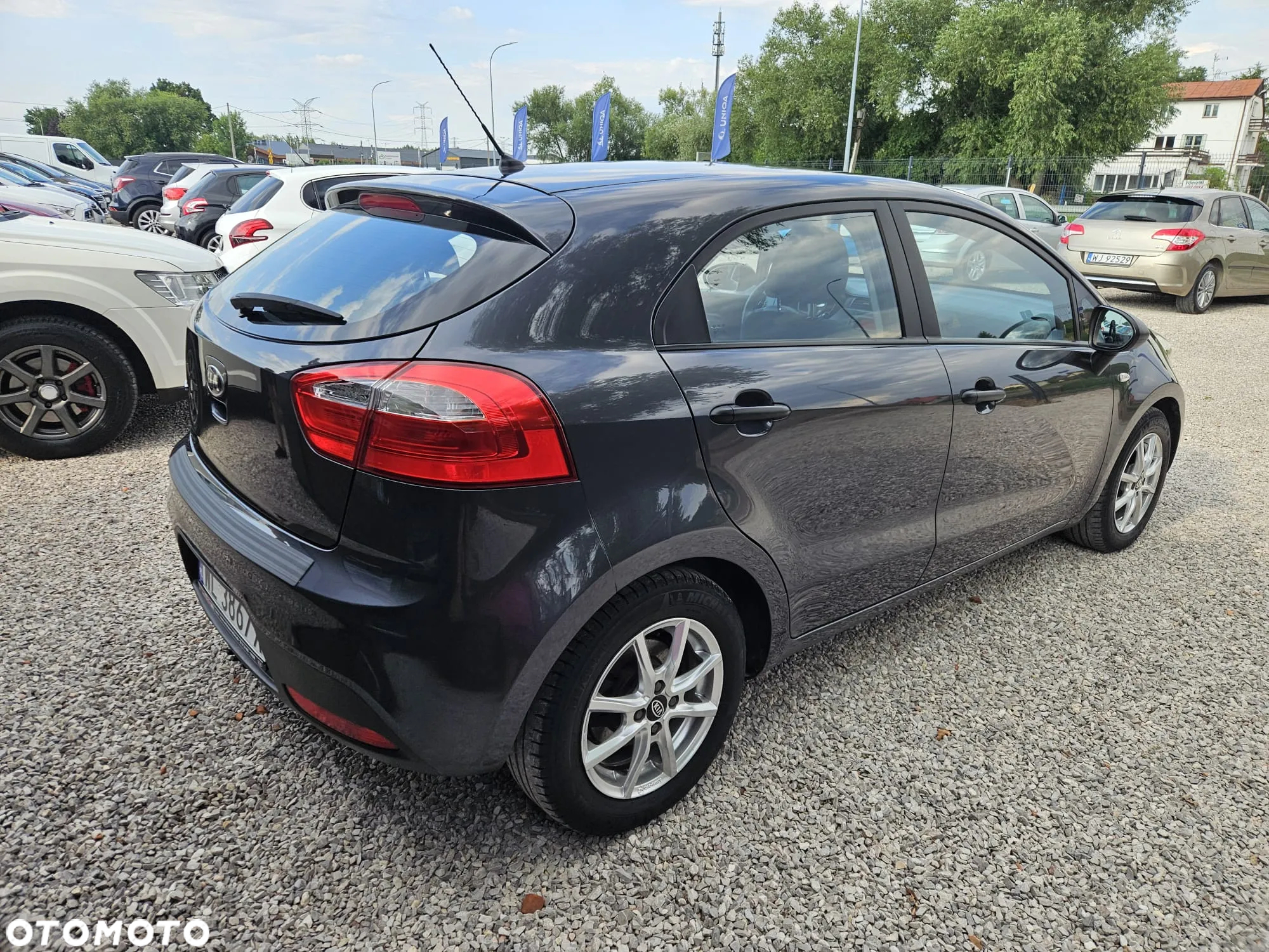 Kia Rio 1.2 Business Line - 13