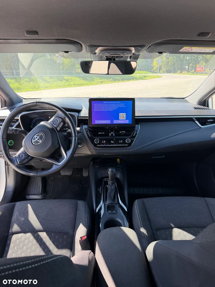 Toyota Corolla - 12