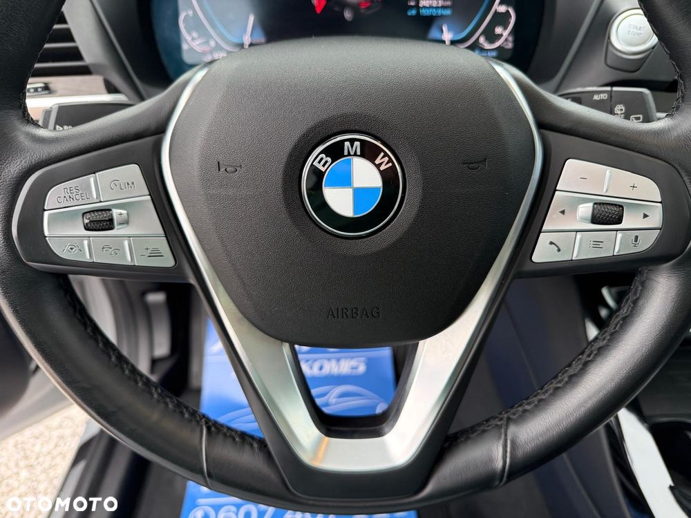 BMW X3 xDrive30e - 26