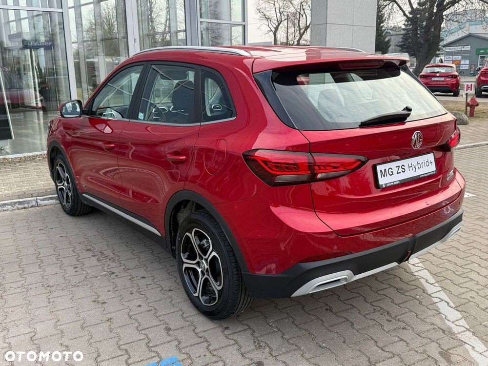 MG ZS Hybrid+ - 8