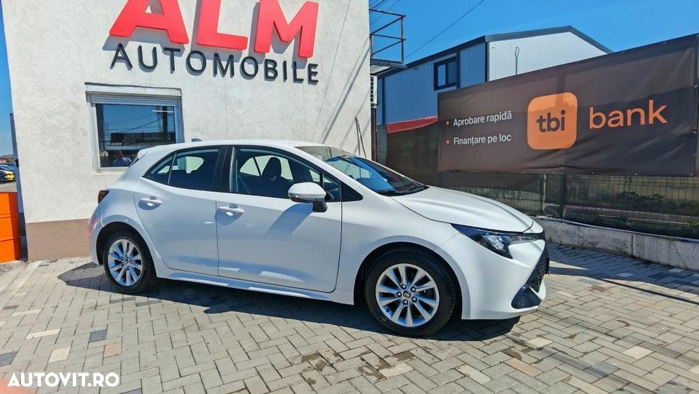 Toyota Corolla 1.8 HSD Dynamic - 9