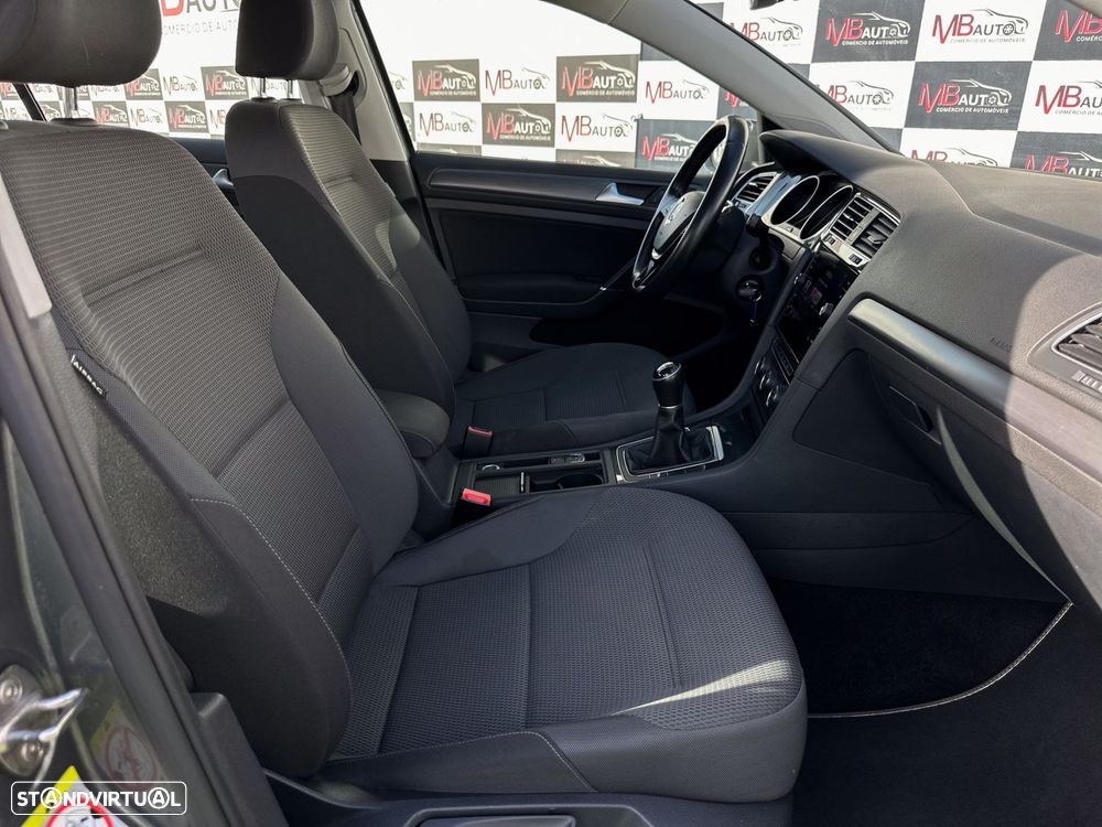 VW Golf 1.0 TSI Stream - 34