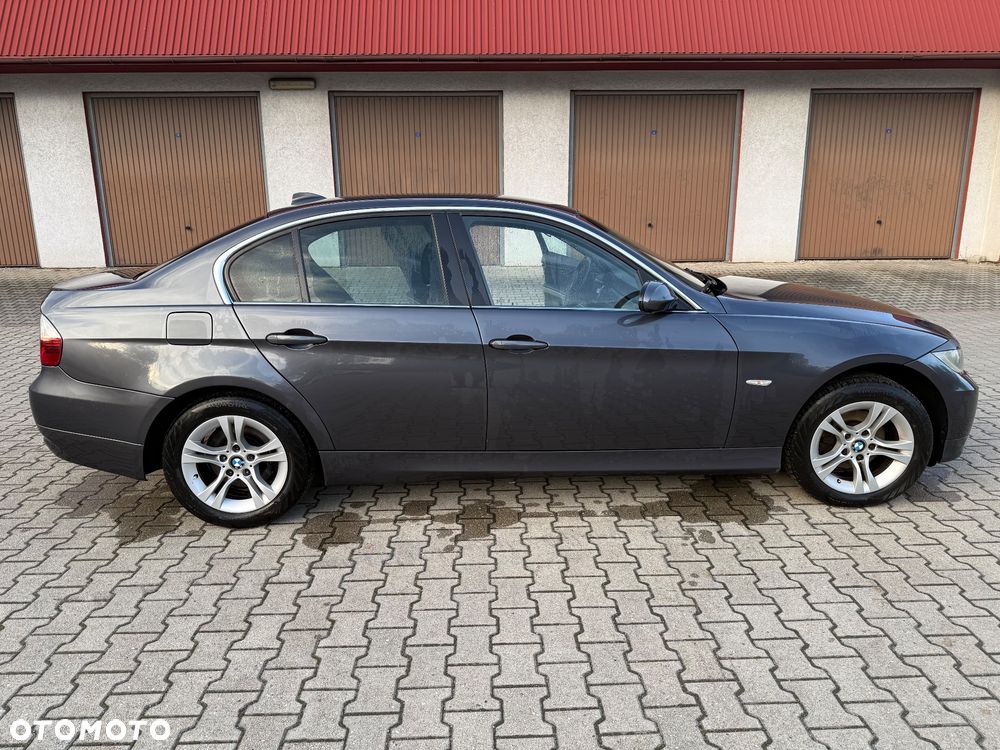 BMW Seria 3 318d - 18