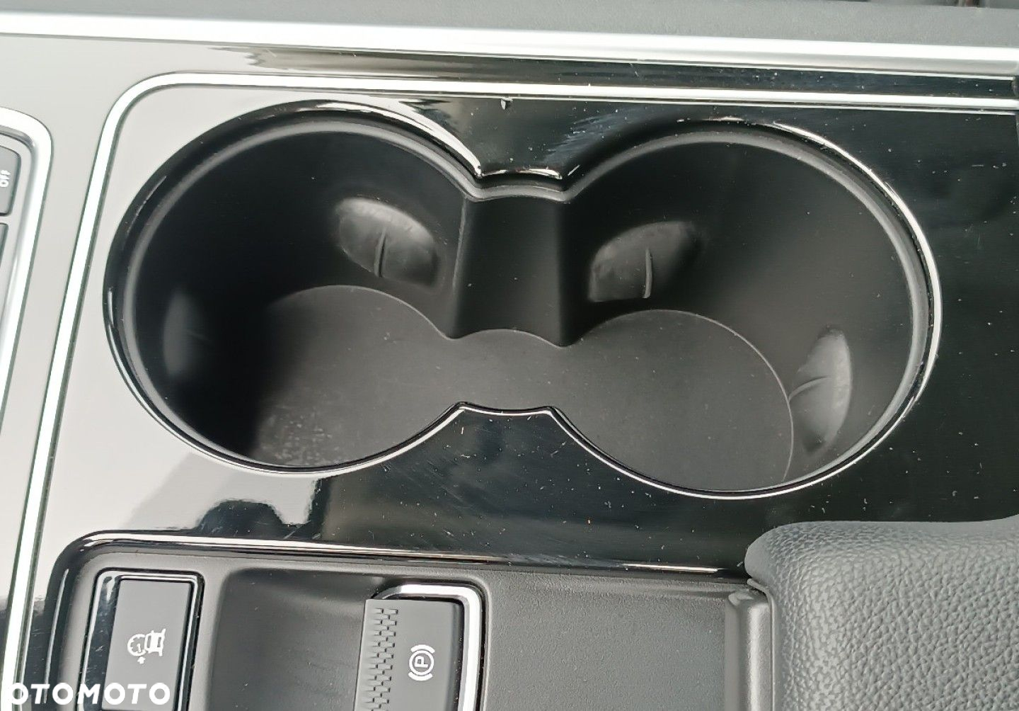 Jaguar XE - 28