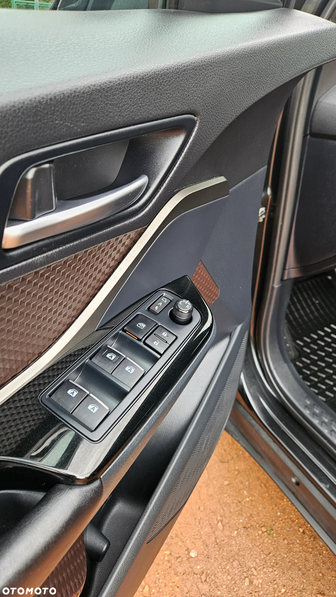 Toyota C-HR 1.8 Hybrid Prestige - 19