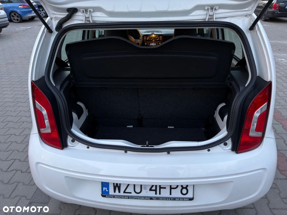 Volkswagen up! 1.0 move - 19