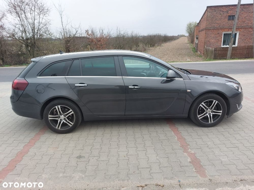 Opel Insignia - 8