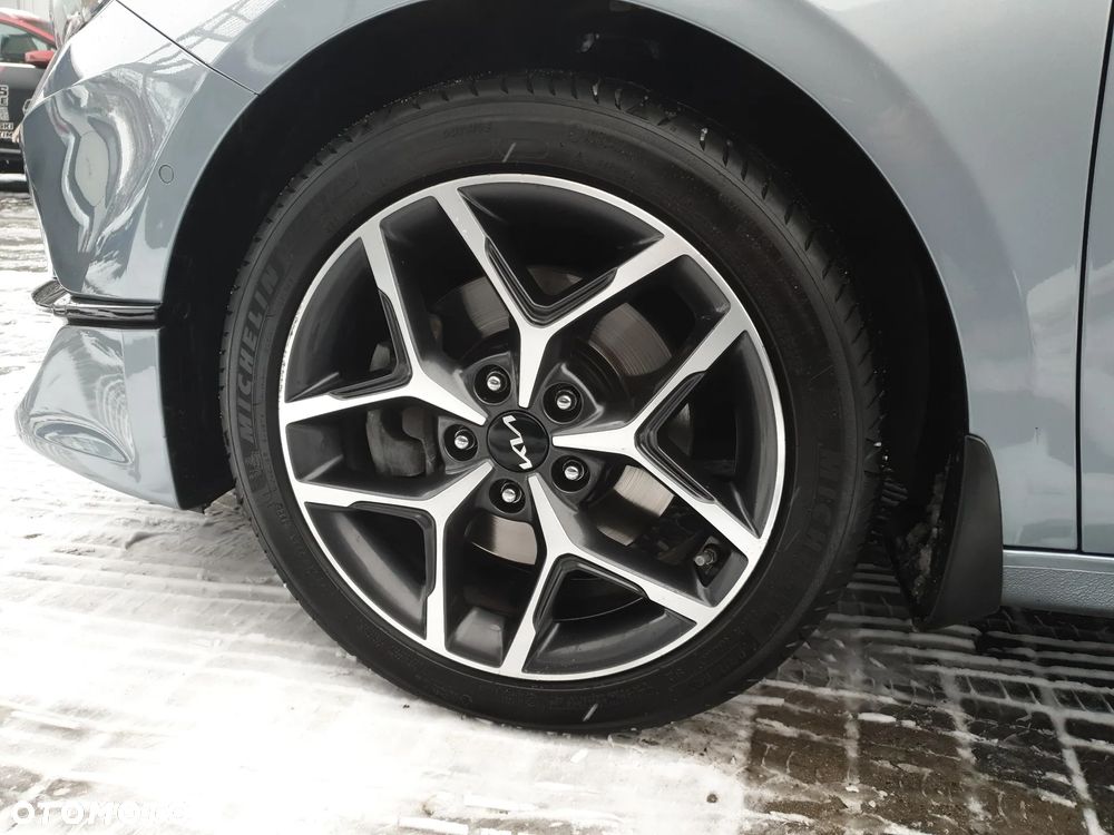 Kia Ceed 1.5 T-GDI Business Line Plus DCT - 18