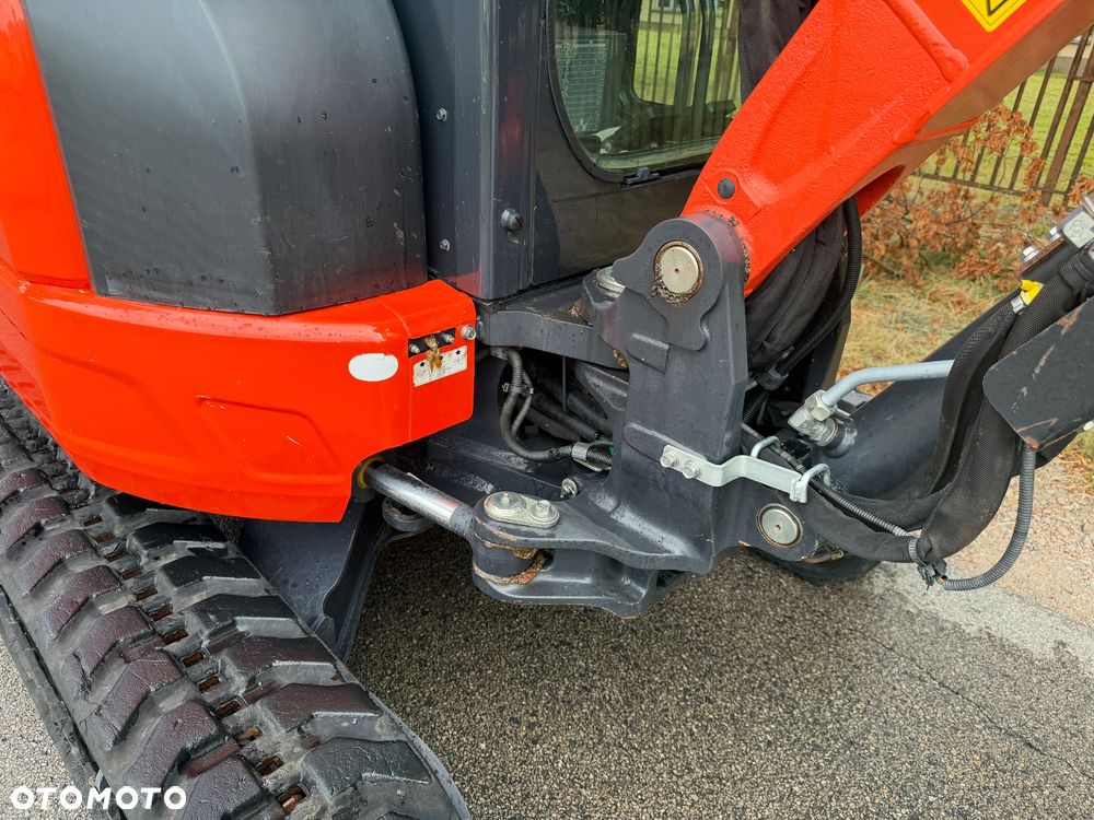 Kubota Minikoparka U36-4 - 13