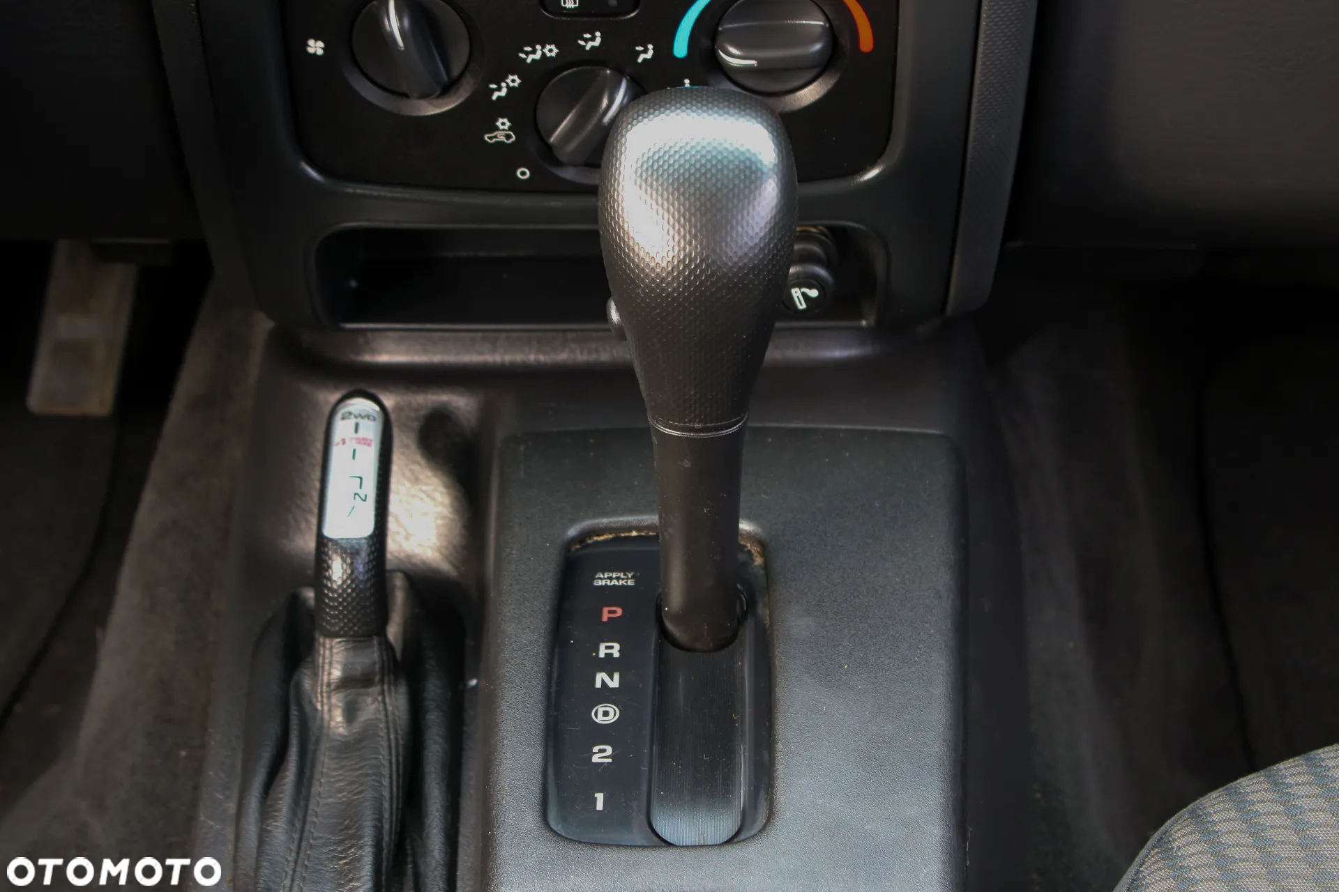 Jeep Cherokee 2.8 CRD Exclusive - 25