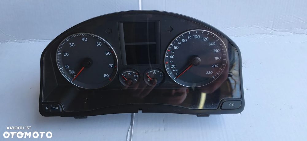 Zegar licznik VW golf 5 benzyna 1.4 1.6 i 2.0 i wszystkie części - 2