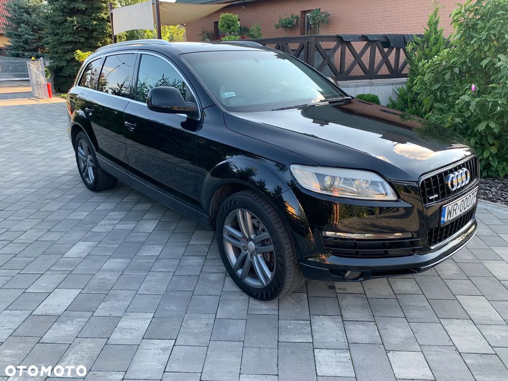 Audi Q7 - 10